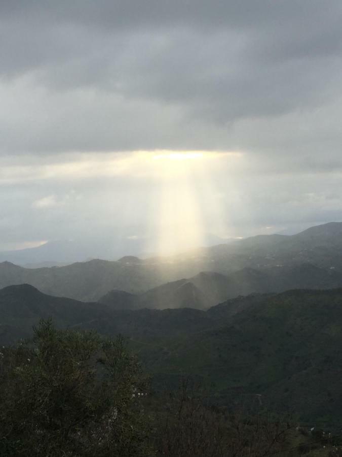 Willa Casa Cuatro Vientos - Barranco Del Sol Almogía Zewnętrze zdjęcie